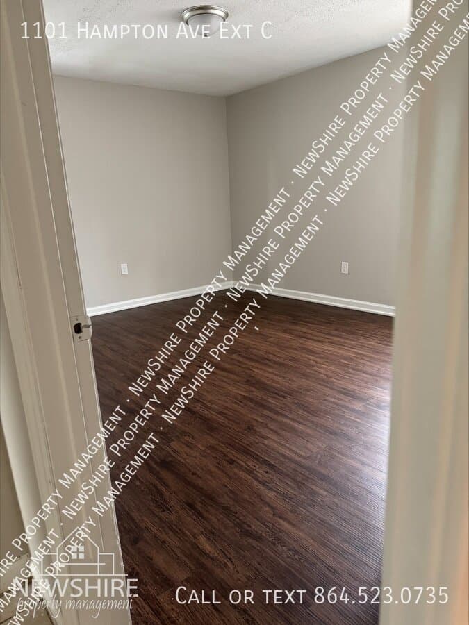 Greenville Condo: 1101 Hampton Ave Ext C
