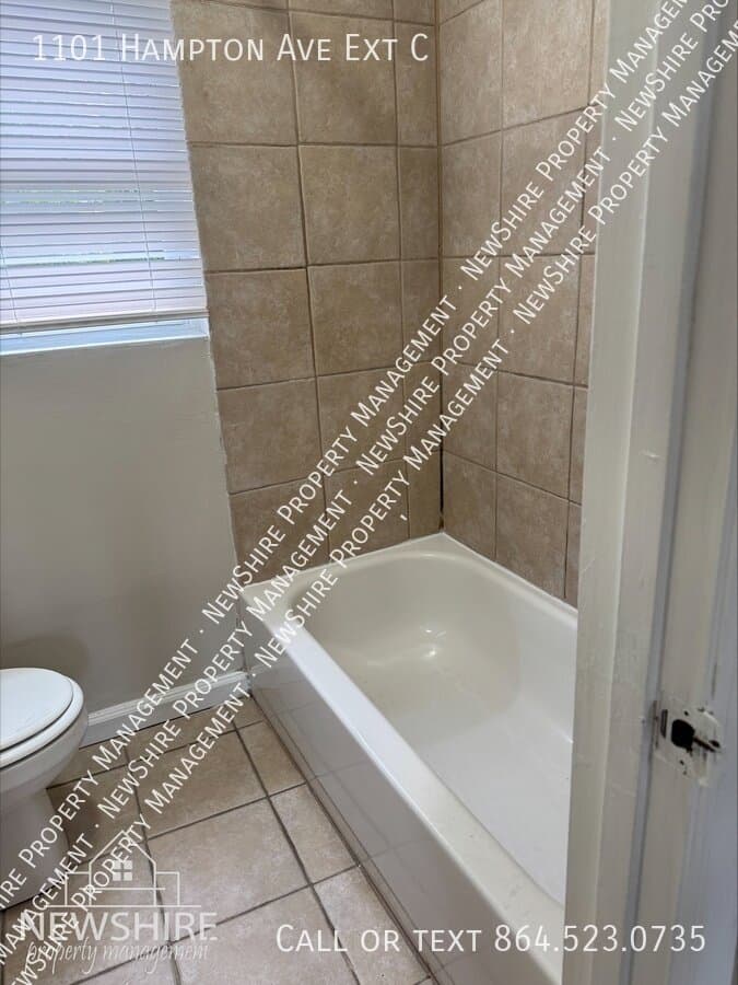 Greenville Condo: 1101 Hampton Ave Ext C