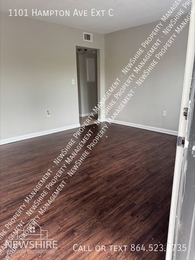 Greenville Condo: 1101 Hampton Ave Ext C