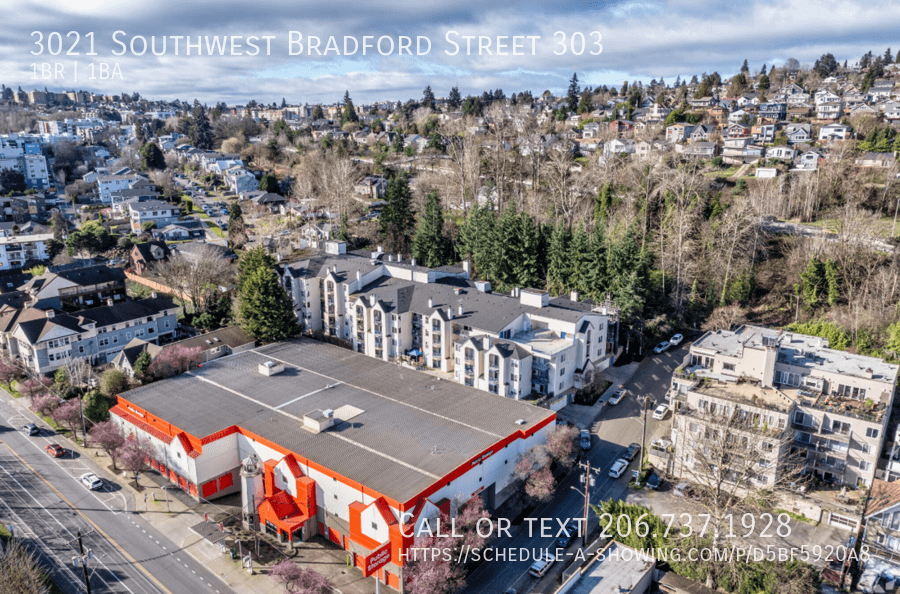 Seattle Condo: 3021 Southwest Bradford Street 303