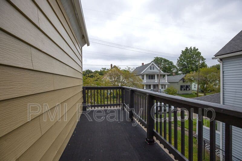 Cleveland House: 3422 W 52 St