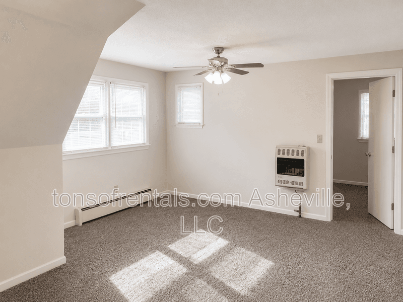 Black Mountain Condo: 26 Craven Hill Circle