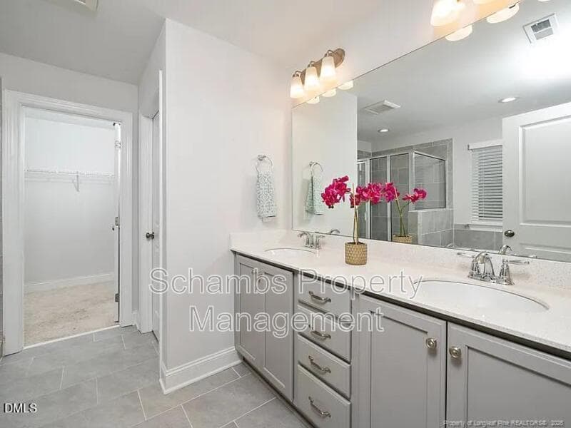 Fuquay Varina House: 1425 Queen Trigger Dr