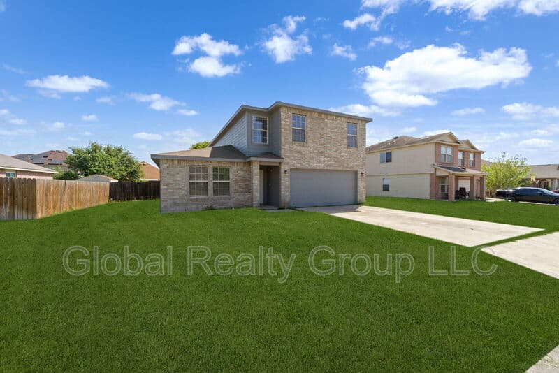 New Braunfels House: 2059 Dragon Trl
