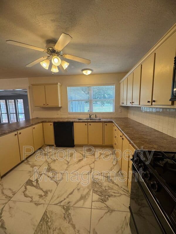 Amarillo House: 5112 Arden Road