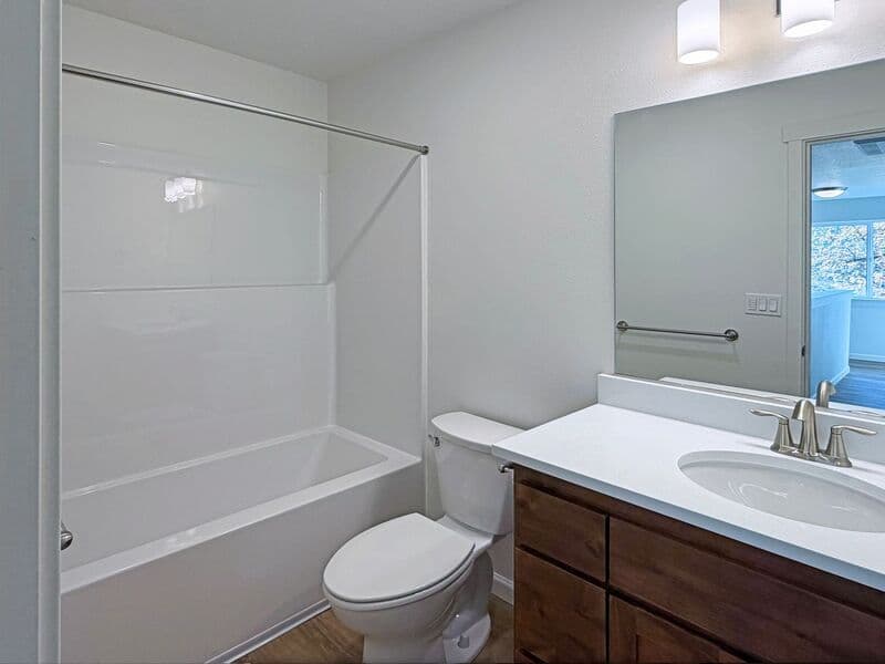 Eugene House: 83314 Lorane Hwy