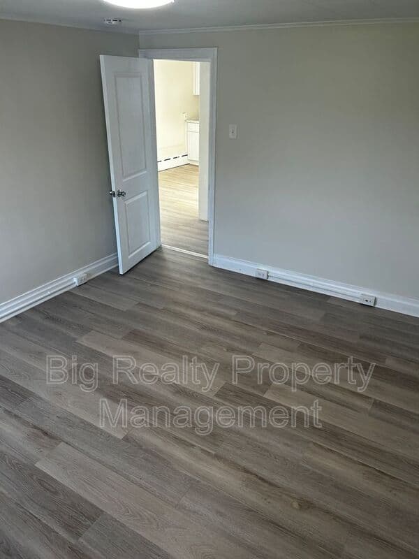 Stowe Condo: 513 Center St