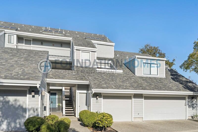 Mill Valley House: 6058 Shelter Bay Ave.