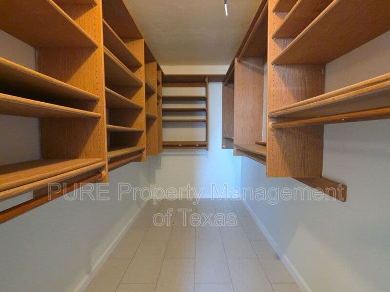 Austin Condo: 7920 Rockwood Ln