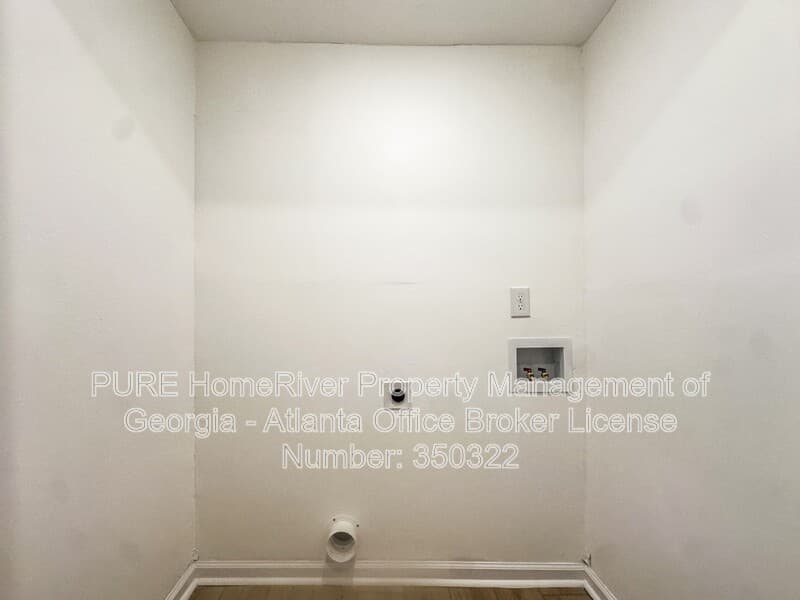 Morrow House: 2313 Poplar St