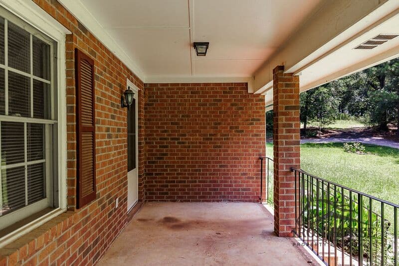 Athens House: 8671 Macon Hwy
