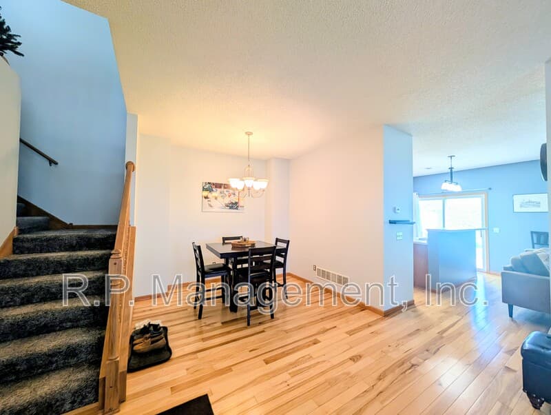 Prior Lake Townhome: 14321 Brookmere Blvd NW