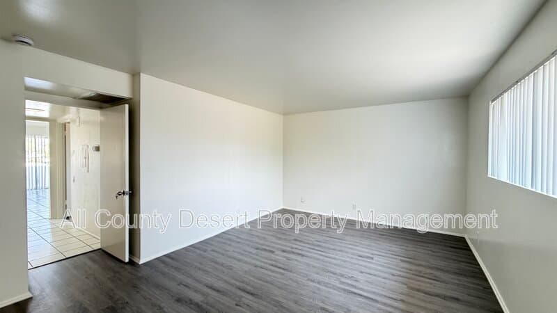 Palm Springs Condo: 550 El Cielo Road