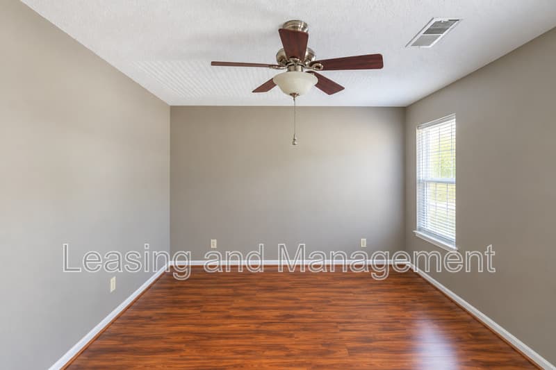 Charleston Townhome: 1423 Ashley River Road