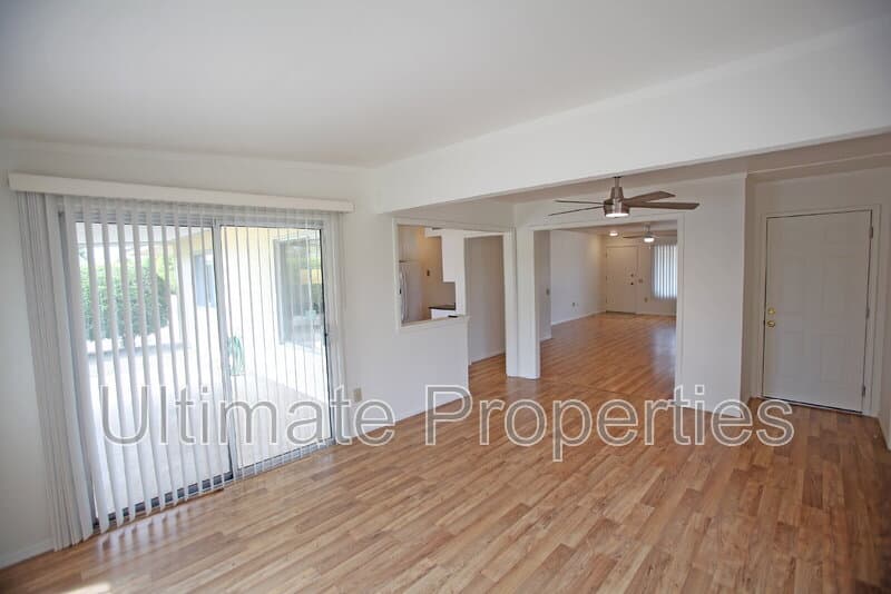 Sun City House: 9859 West Emberwood Drive