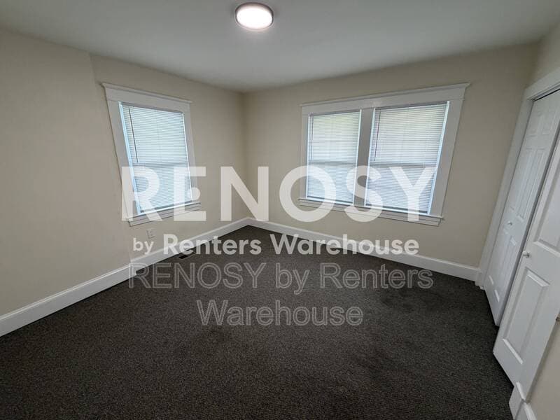 Gwynn Oak House: 3911 Chatham rd