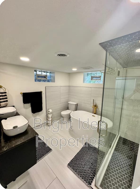 Saint Paul House: 896 Hadley Lane North