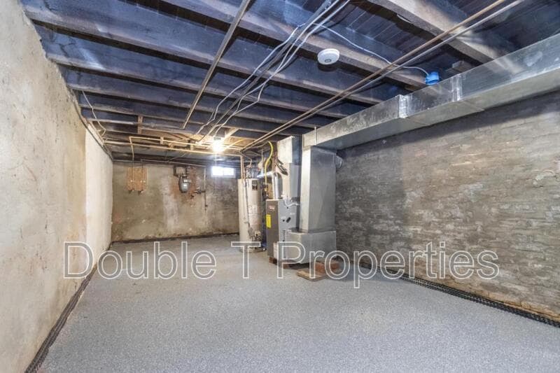 Baltimore Townhome: 737 N Chester St