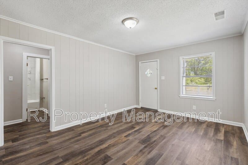 Memphis House: 535 Gilleas Rd
