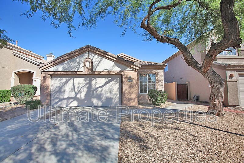 Goodyear House: 13602 W Desert Flower Dr