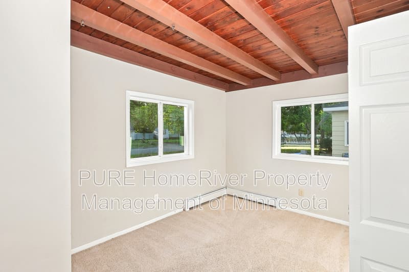 Brooklyn Center House: 5316 Colfax Ave N