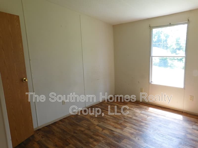 Etowah House: 308 Athens Pike