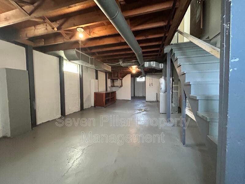 Columbus Townhome: 323 S Napoleon Ave