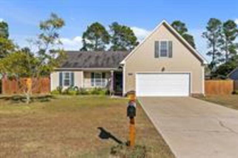 Raeford House: 600 South Buckeye Drive
