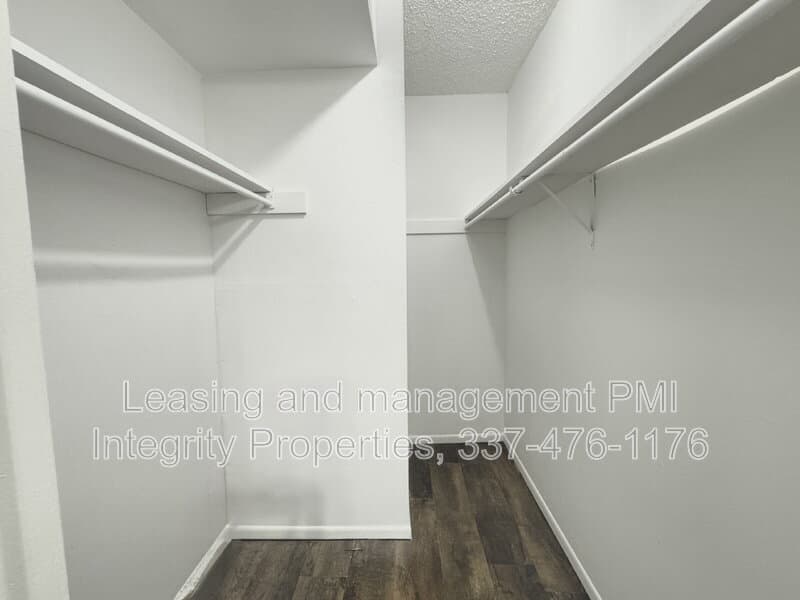 Baton Rouge Apartment: 7324 Menlo Drive