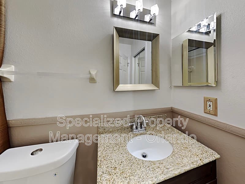 Orlando House: 728 Hardwood Cir