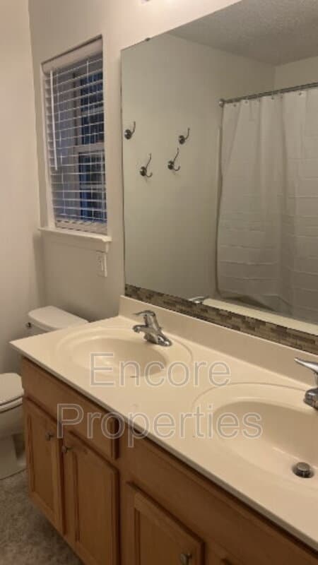 Greensboro Townhome: 253 Malamute Lane