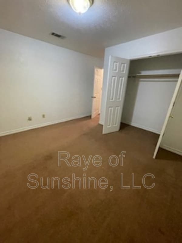 Nash Condo: 282 North Pecan Street