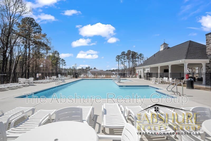 Raleigh House: 3512 Arctic Brook Street