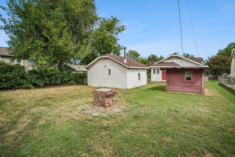 Tulsa House: 1412 S Florence Place