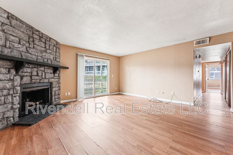 Aurora Condo: 18094 E Ohio Ave