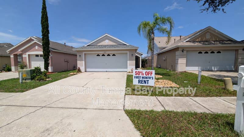 Wesley Chapel House: 6047 White Sails Dr