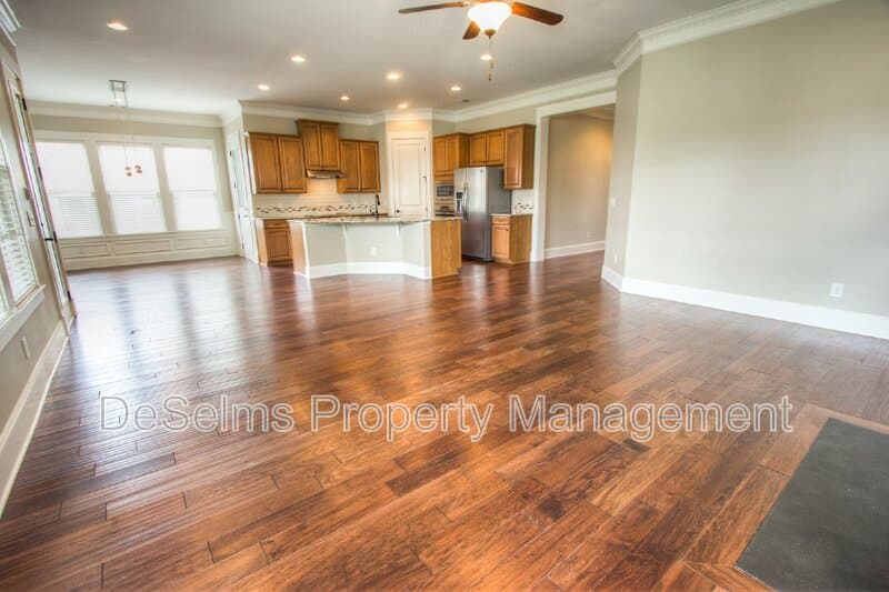 Thompson's Station House: 3125 Hazelton Drive