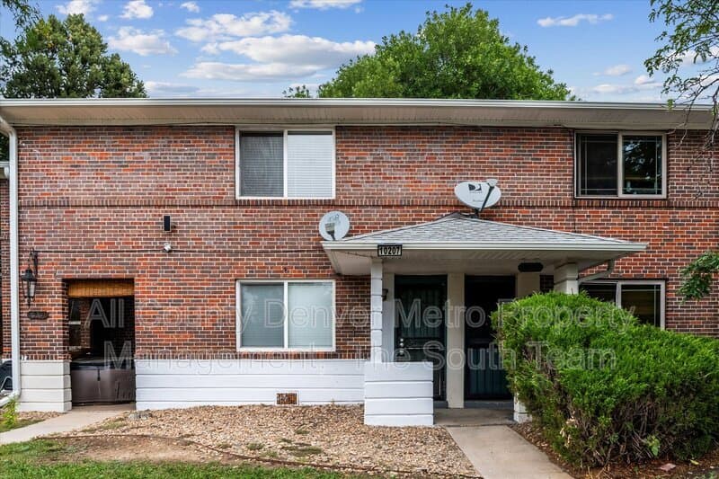 Aurora Condo: 10207 E 14th Ave