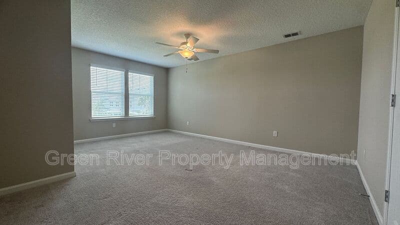 Jacksonville House: 10361 Benson Lake Dr