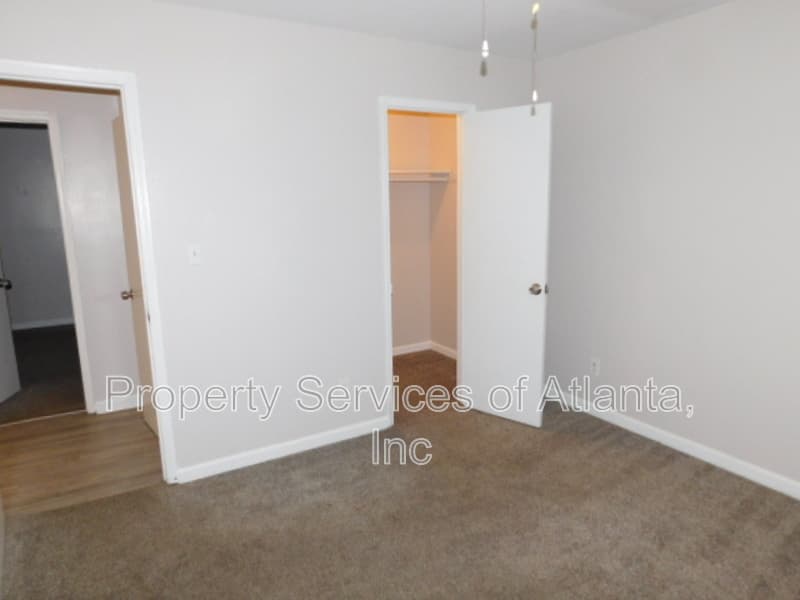 Jonesboro House: 7593 Casper Ct