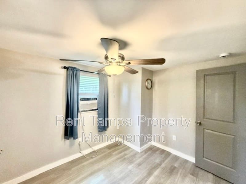 St. Petersburg Condo: 428 90th Avenue North