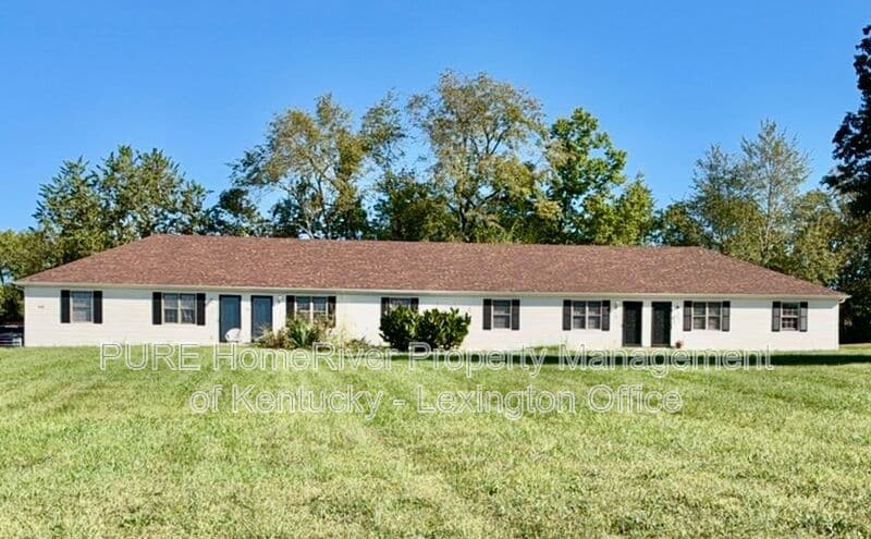 Harrodsburg Apartment: 105 Murphy Lane