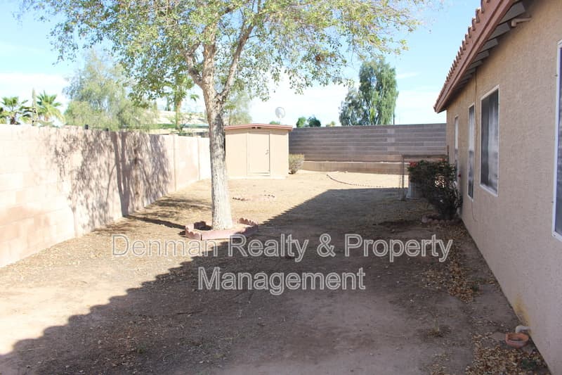 Chandler House: 807 W. Kesler Lane