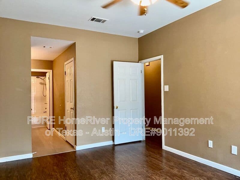 Austin Condo: 8605 Talyne Chaise Circle
