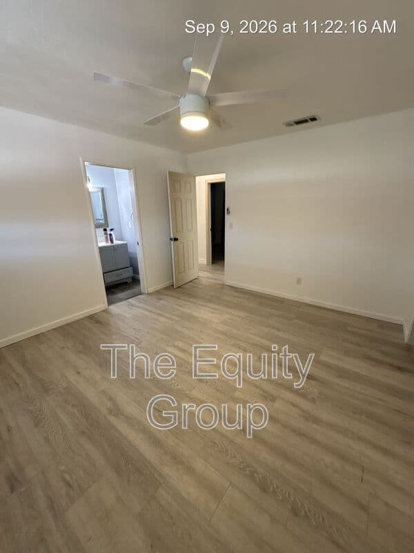 Hanford House: 1105 Freddie Circle