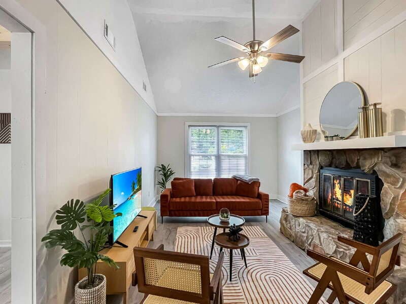 Pooler House: 1224 Crawford Way