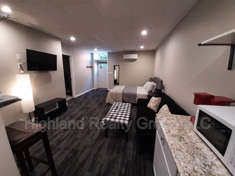 Harrisburg Condo: 311 South River Street - 1st flr rear