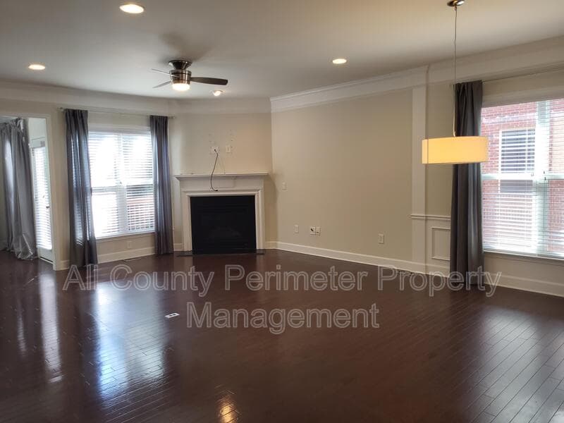 Atlanta Townhome: 2428 Hadlow Lane