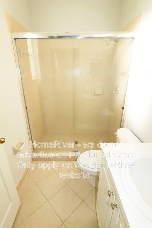 Homestead Townhome: 230 SE 29th Ave