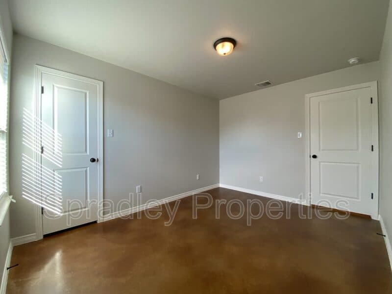 Troy Condo: 208A Juniper Dr